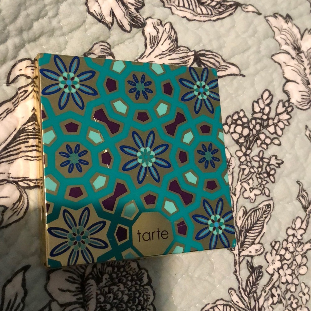Tarte goddess glow highlighter